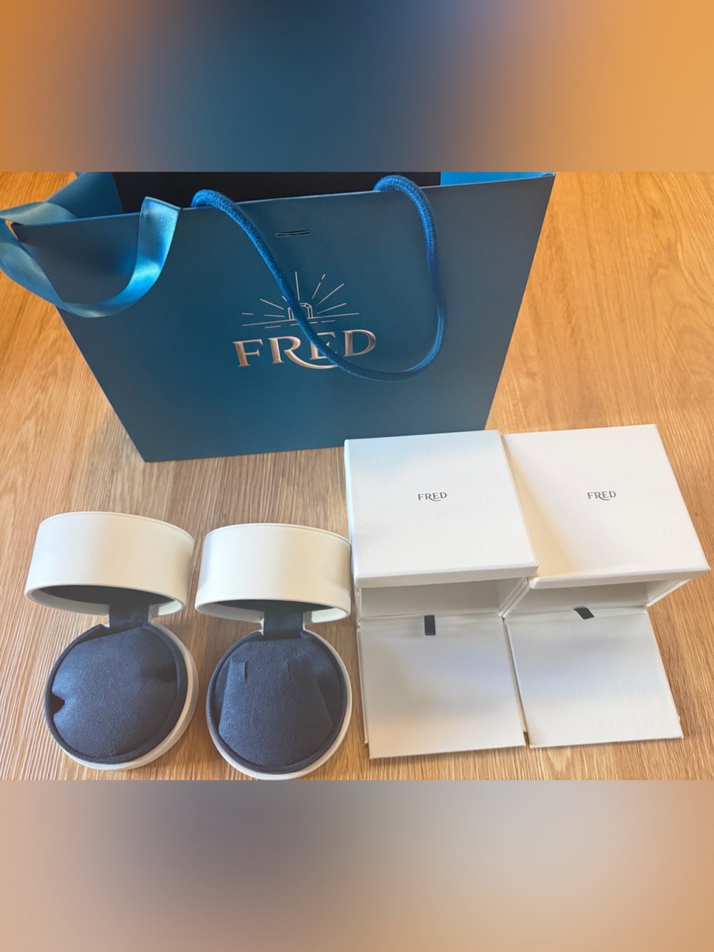 Fred necklace and bracelet box and paper bag
